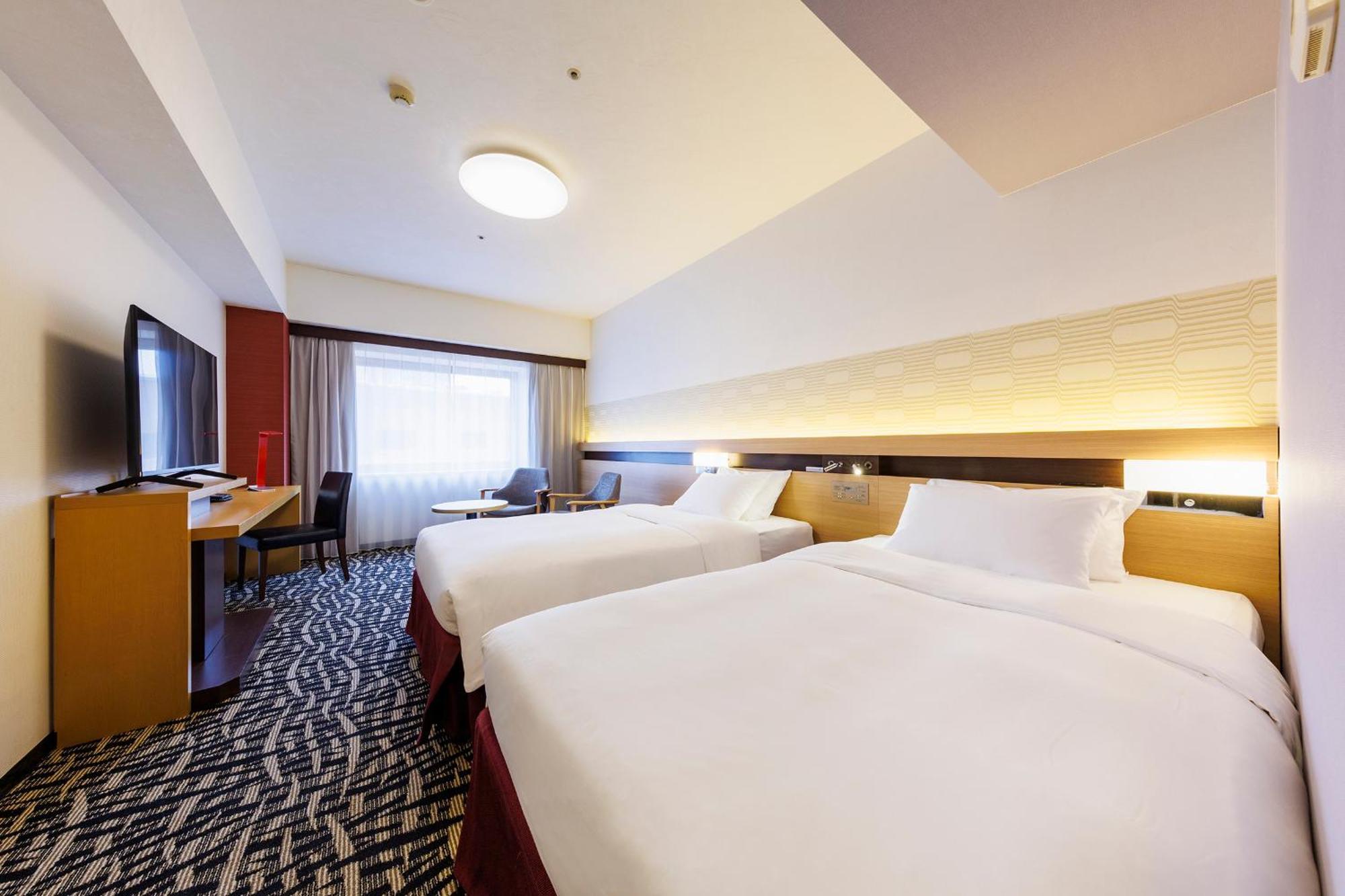 Hotel Metropolitan Edmont Токио Экстерьер фото